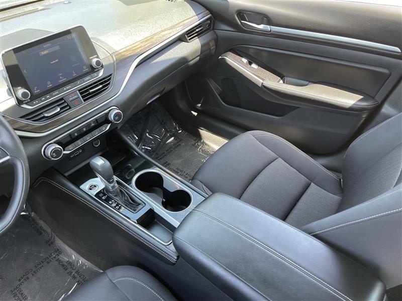 Nissan Altima 2.5 SV 2023
