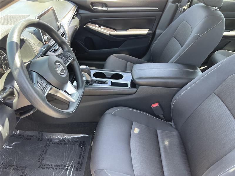 Nissan Altima 2.5 SV 2023