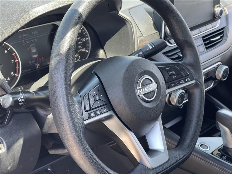Nissan Altima 2.5 SV 2023