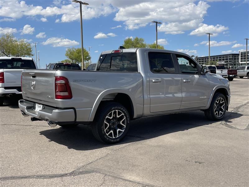 RAM 1500 Laramie Crew Cab SWB 4WD 2022