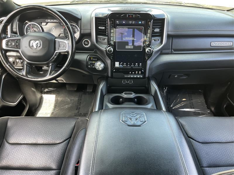 RAM 1500 Laramie Crew Cab SWB 4WD 2022