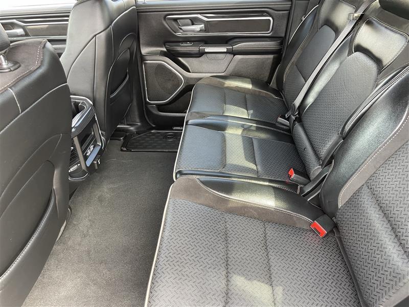 RAM 1500 Laramie Crew Cab SWB 4WD 2022