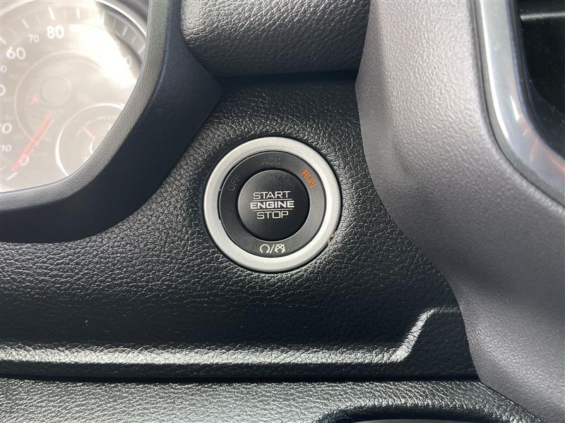 RAM 1500 Laramie Crew Cab SWB 4WD 2022