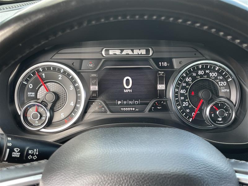 RAM 1500 Laramie Crew Cab SWB 4WD 2022