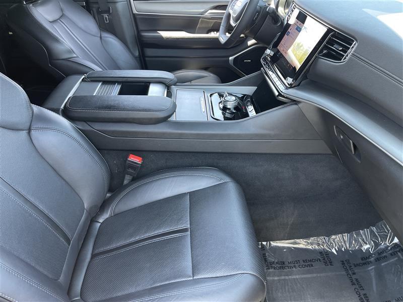 Jeep Wagoneer Series II 4WD 2025