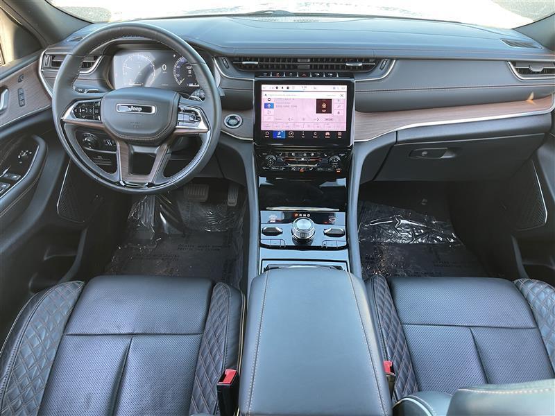 Jeep Grand Cherokee L Summit 4WD 2025