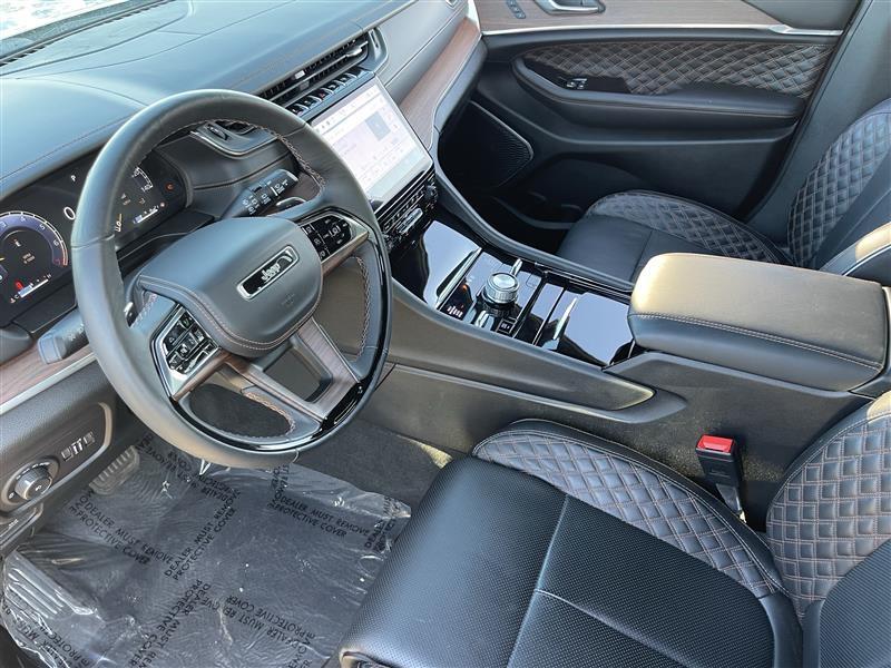 Jeep Grand Cherokee L Summit 4WD 2025