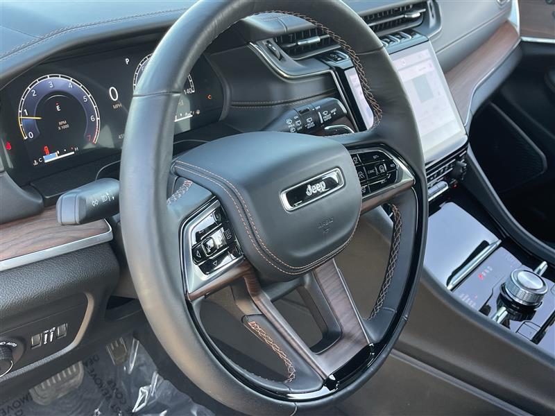 Jeep Grand Cherokee L Summit 4WD 2025