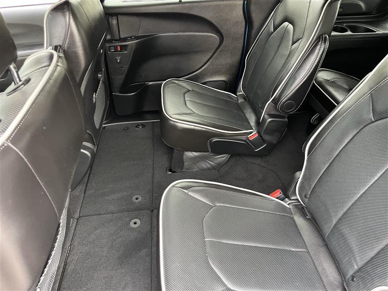 Chrysler Pacifica Limited 2026