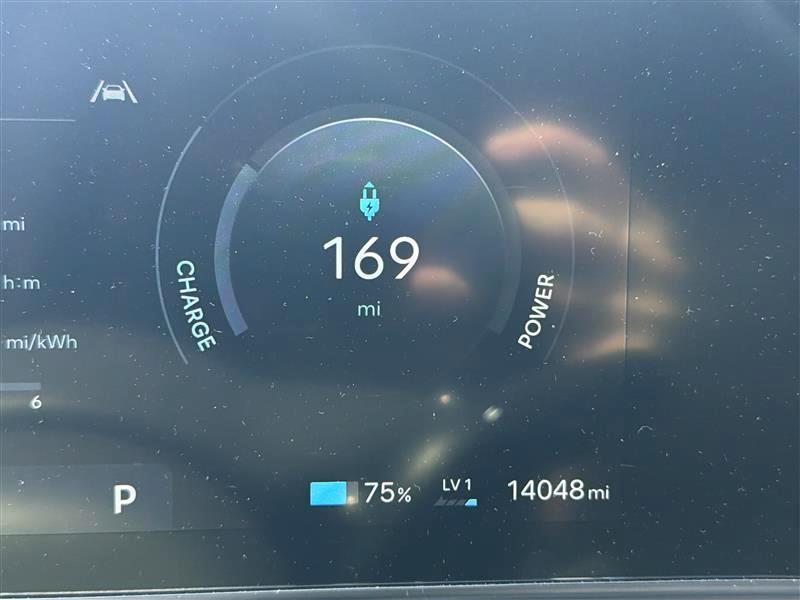 Hyundai Kona EV SEL 2025