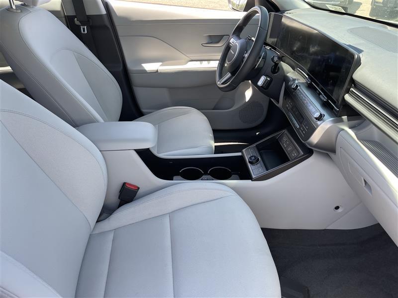 Hyundai Kona EV SEL 2025