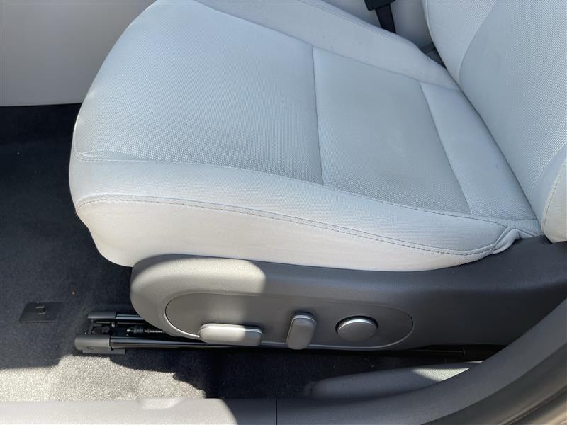 Hyundai Kona EV SEL 2025