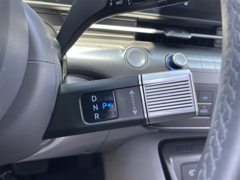 Hyundai Kona EV SEL 2025
