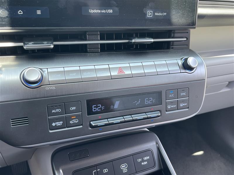 Hyundai Kona EV SEL 2025