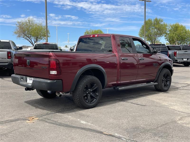 RAM 1500 SLT Quad Cab 4WD 2022