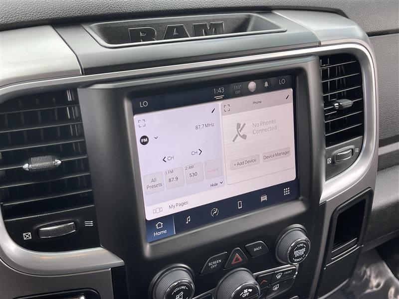 RAM 1500 SLT Quad Cab 4WD 2022