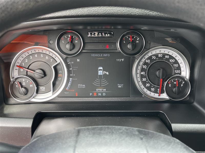 RAM 1500 SLT Quad Cab 4WD 2022