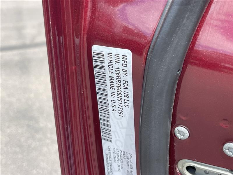 RAM 1500 SLT Quad Cab 4WD 2022