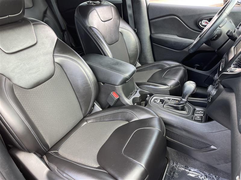 Jeep Cherokee Latitude Plus FWD 2021