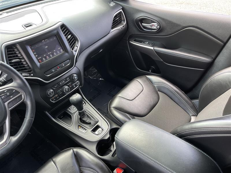Jeep Cherokee Latitude Plus FWD 2021