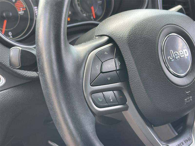 Jeep Cherokee Latitude Plus FWD 2021