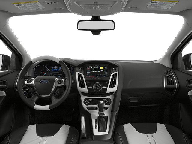 Ford Focus SE Sedan 2014