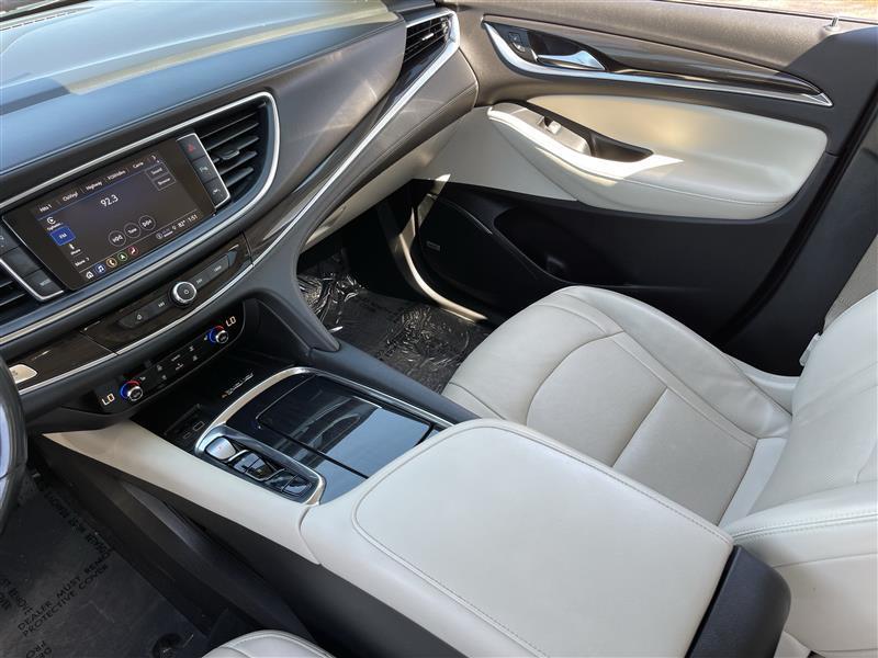 Buick Enclave Essence FWD 2023