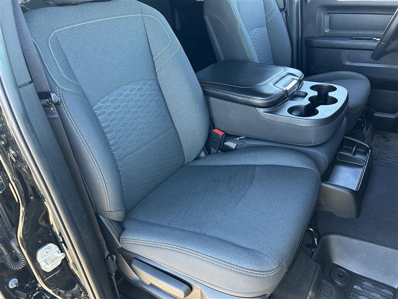 RAM 2500 Tradesman Crew Cab SWB 4WD 2025
