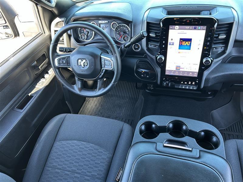 RAM 2500 Tradesman Crew Cab SWB 4WD 2025