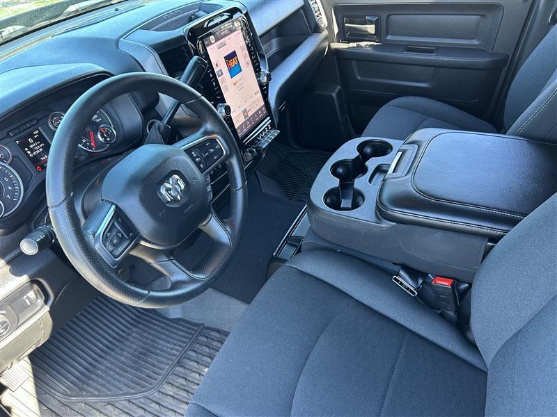 RAM 2500 Tradesman Crew Cab SWB 4WD 2025