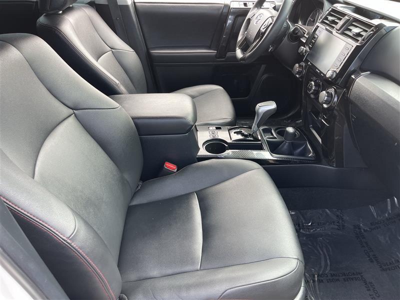 Toyota 4Runner TRD PRO 4WD 2020