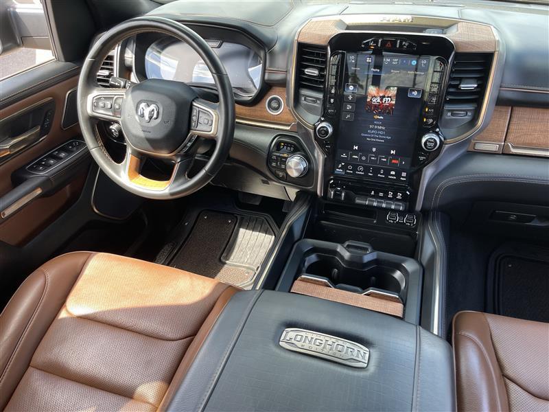RAM 1500 Longhorn Crew Cab SWB 4WD 2023