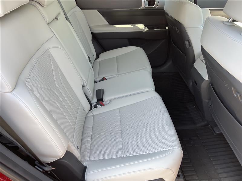 Hyundai Santa Fe Hybrid SEL 2026