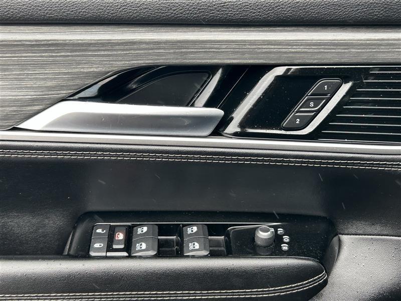Jeep Wagoneer Series II 4WD 2024