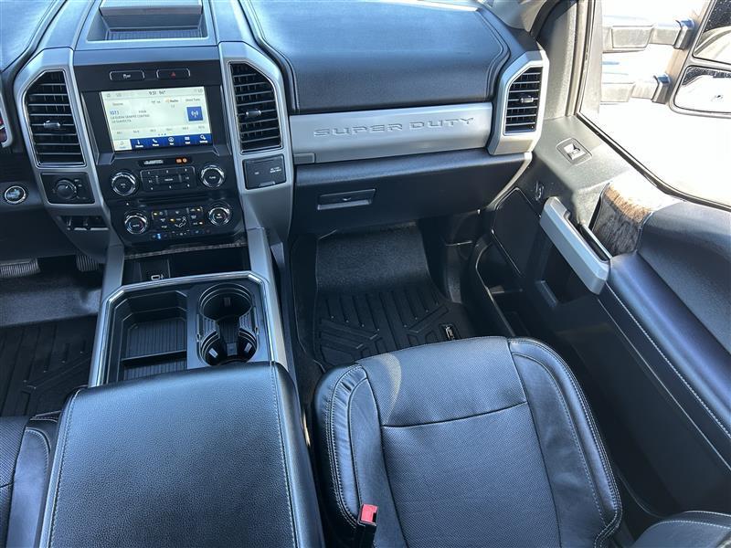 Ford F-250 SD Lariat Crew Cab 2WD 2018