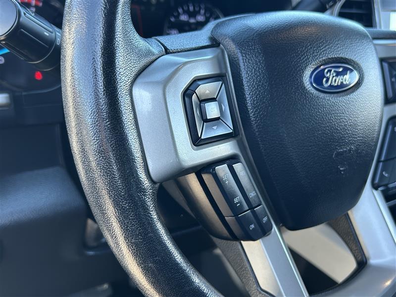 Ford F-250 SD Lariat Crew Cab 2WD 2018