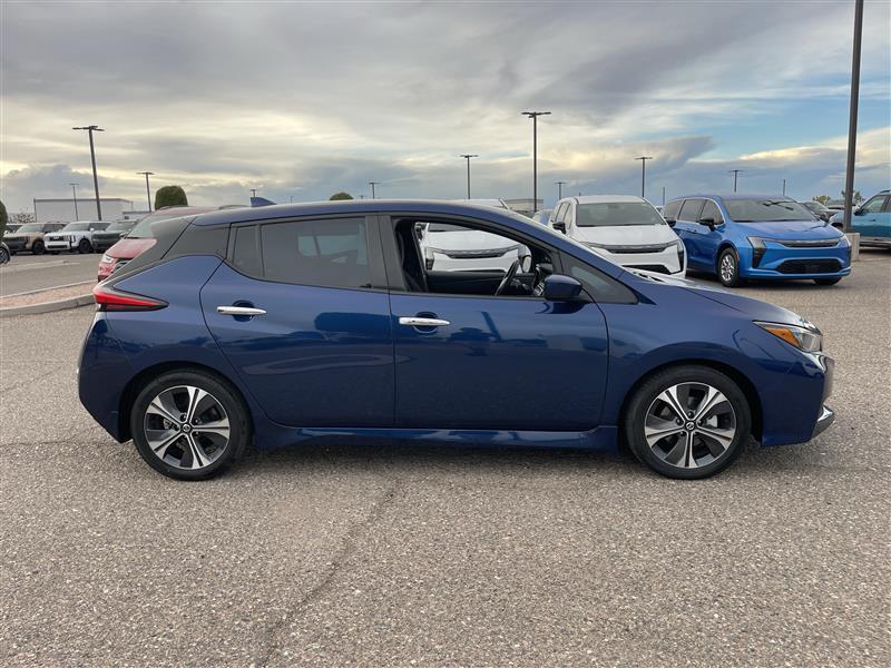 Nissan Leaf SV 2022
