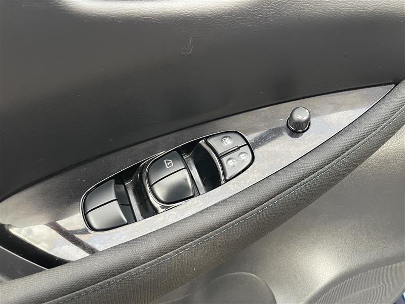 Nissan Leaf SV 2022