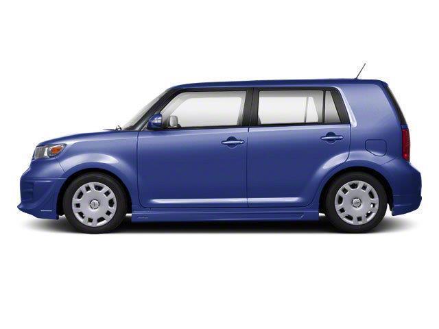 Scion xB 5-Door Wagon 5-Spd MT 2010