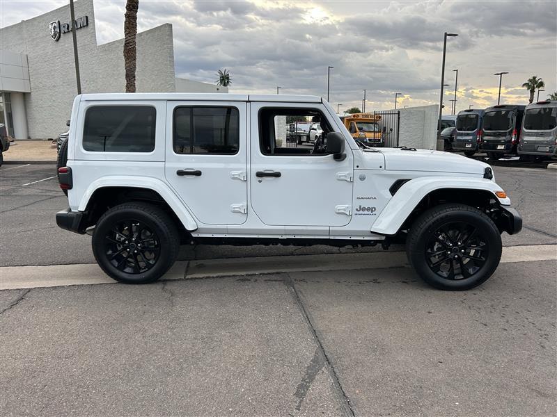 Jeep Wrangler 4xe Sahara 2024