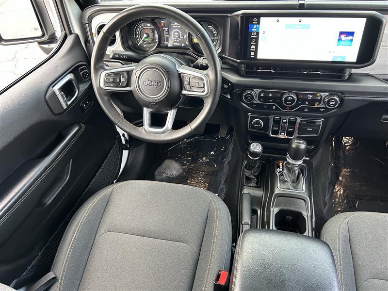Jeep Wrangler 4xe Sahara 2024