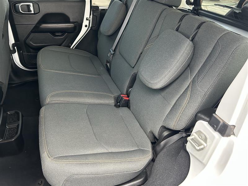 Jeep Wrangler 4xe Sahara 2024