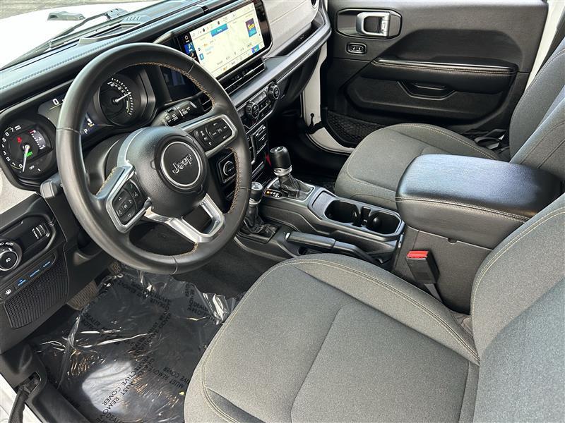 Jeep Wrangler 4xe Sahara 2024