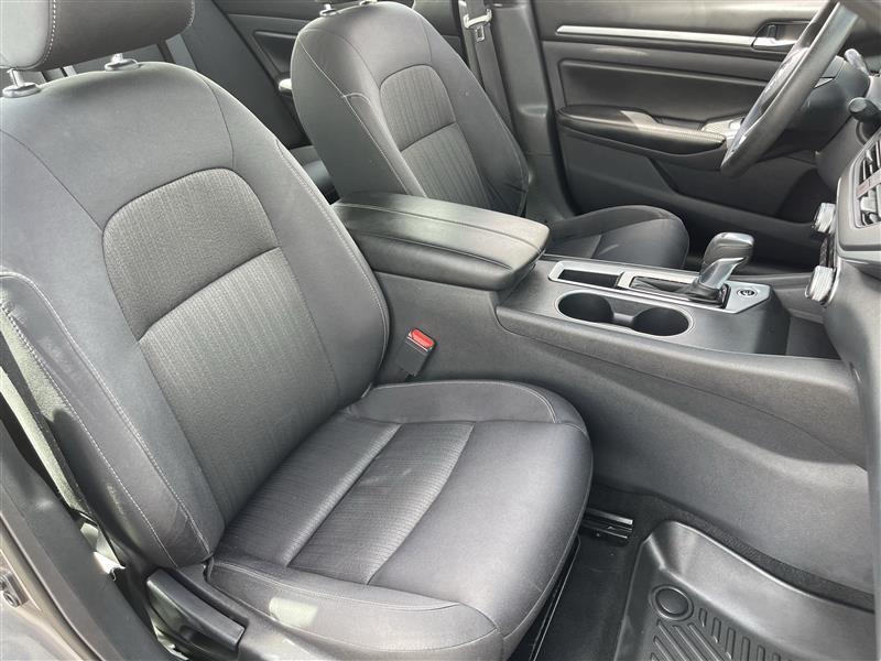 Nissan Altima 2.5 SV 2022