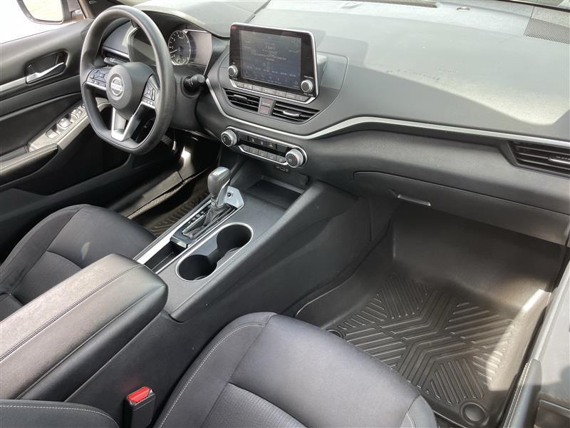Nissan Altima 2.5 SV 2022