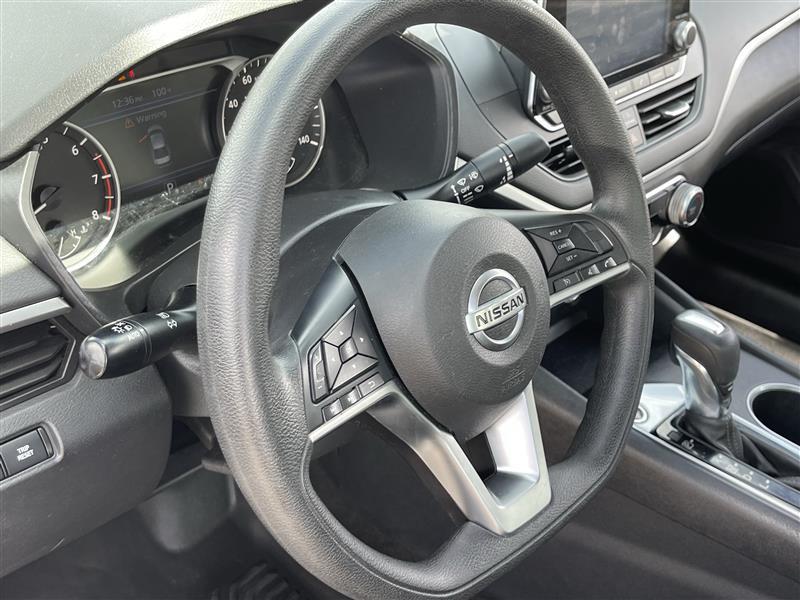 Nissan Altima 2.5 SV 2022