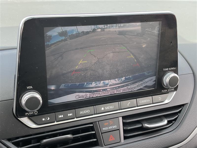 Nissan Altima 2.5 SV 2022