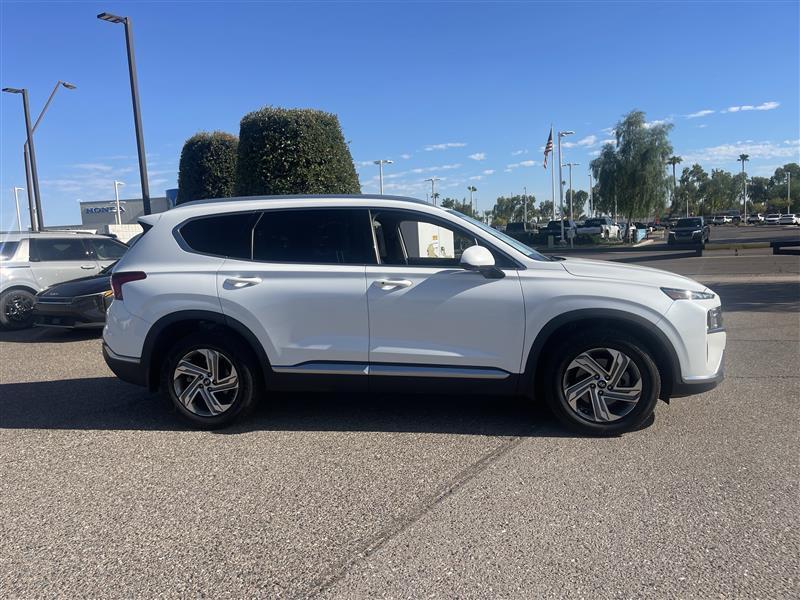 Hyundai Santa Fe SEL 2022