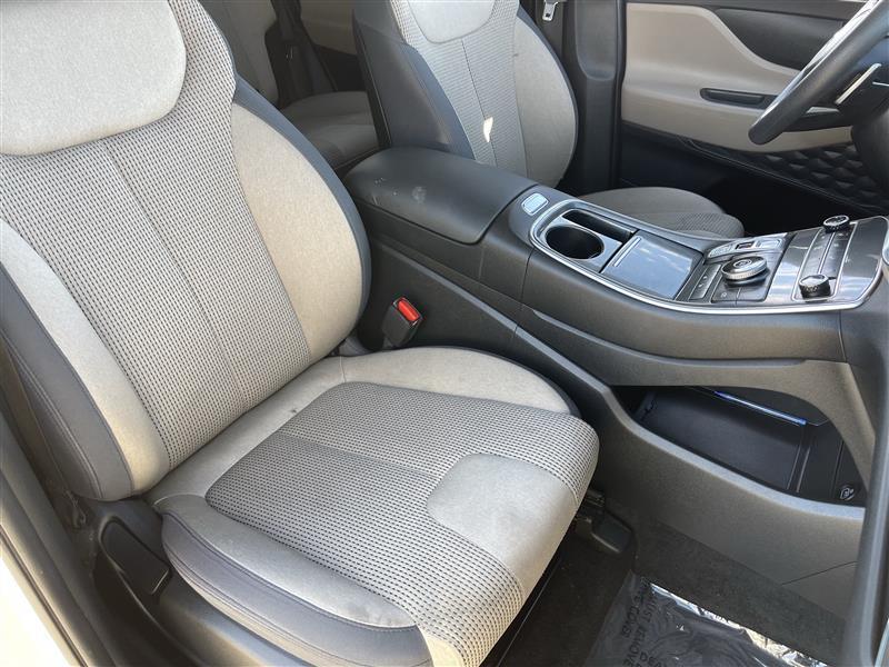Hyundai Santa Fe SEL 2022