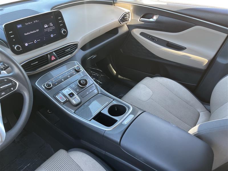 Hyundai Santa Fe SEL 2022
